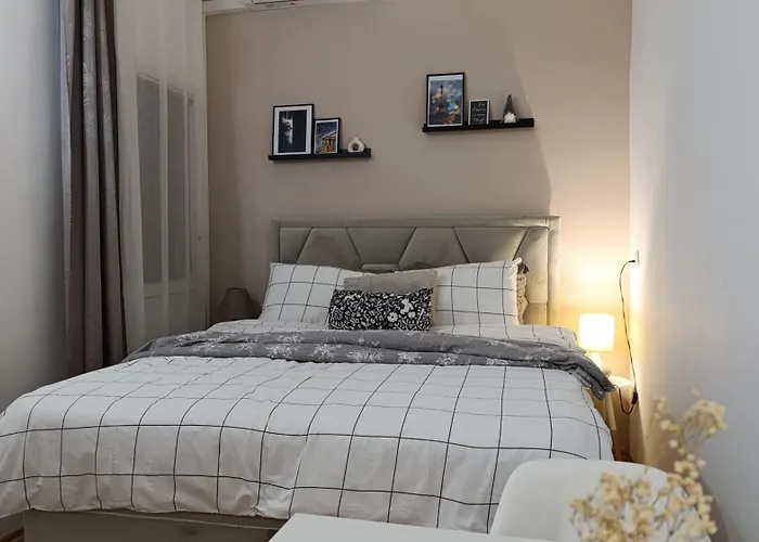 Apartment Mana