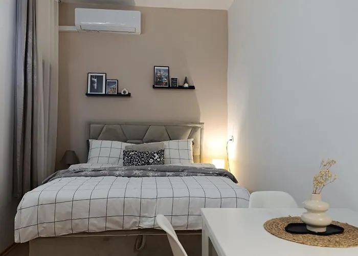 Apartment Mana